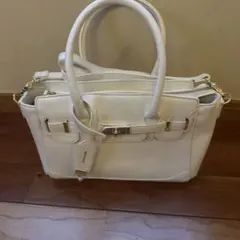 ホワイト ハンドバッグ 合成皮革