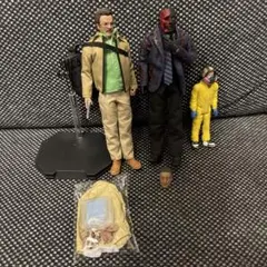 Breaking Badブレイキングバッド ウォルター ガスジェシー フィギュアのサムネイル