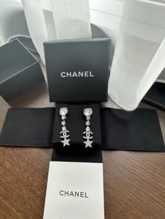 【CHANEL】ココマーク⭐︎スター ピアス⭐︎かわいい♪のサムネイル