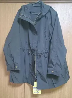 おかだゆり　フード付き黒マウンテンパーカー 大きいサイズ