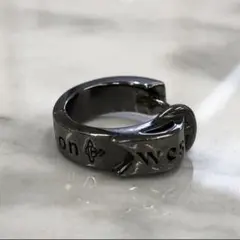 VIVIENNE WESTWOOD Bobby シングル フープピアス ガンメタ - メルカリ