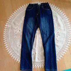 デニム　キッズダークブルー ストレートパンツ 150cm　美品