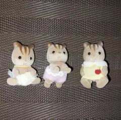 シルバニアファミリー　リス　赤ちゃん　人形　まとめ売り