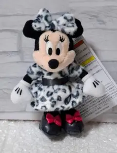 ディズニー　レオパード　ぬいぐるみチャーム　ヒョウ柄　豹柄　白　黒　ミニー