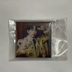 M!LK 缶バッジ 吉田仁人 サクラステージ カプセルトイ