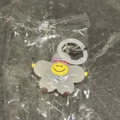 TREASURE TRUZ めじるしアクセサリー　ガチャガチャ