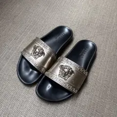 VERSACE メダリオンスライドサンダル ブラック/シルバーのサムネイル