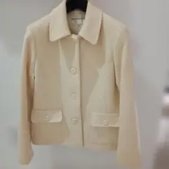 美品！アイボリーショート丈ジャケット