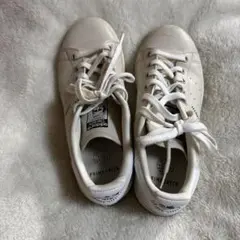 Stan Smith ベージュスニーカー