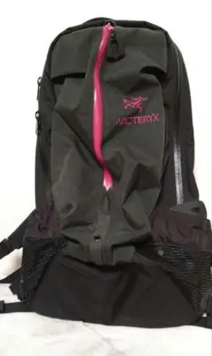 Item thumbnail for item 35fc38ea-c757-49d0-b53c-20b9f085918e