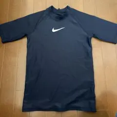 ナイキ半袖ラッシュガード150