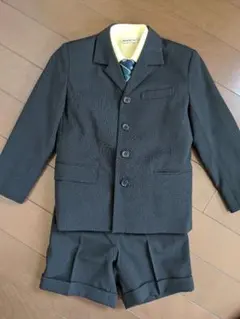男の子スーツ130cm