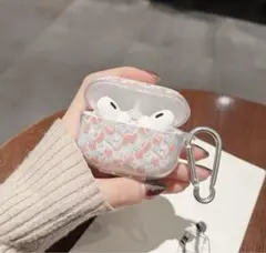 AirPods2ケース ❤️ピンクと白 デザイン　カラビナ付き　クリア