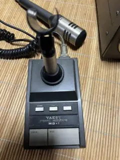 Yaesu FT-1021 &. スタンドマイクMD1 (ジャンク) Yaesu FT-1021 &. スタンドマイクMD1 (ジャンク)