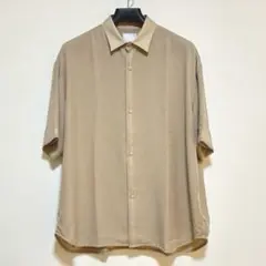 Luis ルイス　ss 春夏　半袖　シャツ　美品　ベージュのサムネイル