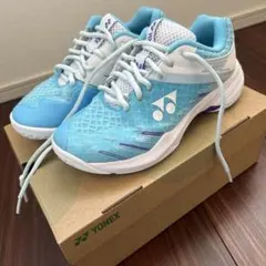 YONEX バドミントンシューズ ライトブルー　21.5