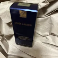 Estee Lauderリキッドファンデーション　ファンデーションのサムネイル