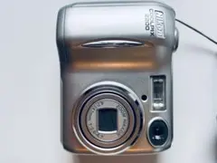 d*4様 Nikon COOLPIX 2200 コンパクトデジタルカメラ 本体のサムネイル