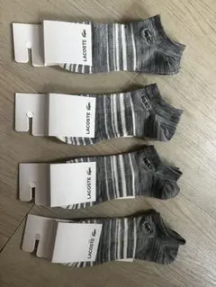 LACOSTE（ラコステ）メンズソックス 4足セット ボーダー柄 新品 未使用のサムネイル