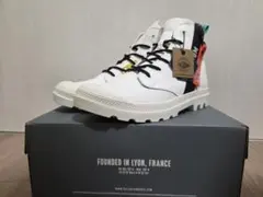 【新品未使用】PALLADIUM サイドジップ付ハイカットスニーカーのサムネイル