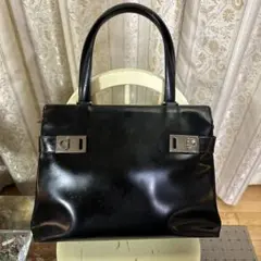 Item thumbnail for item 3ff24371-57f6-463e-8948-6e46113a0180