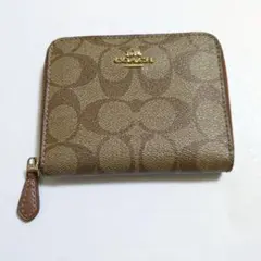 COACH コーチ　二つ折り財布　ブラウン