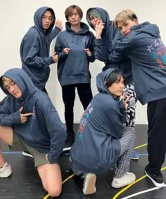 SixTONES Feel da city ツアーパーカー