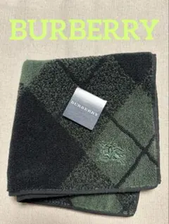 BURBERRY ダークグリーン ブラック チェック柄 ハンカチ　メンズ