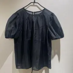 GU シースルー　黒　パフスリーブ　ブラウス