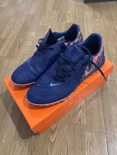 Item thumbnail for item 11f53f03-bb9d-4e3a-8c5d-4530d94c3c6a