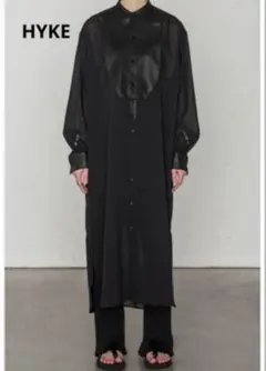 ハイク HYKE LINEN BIB FRONT シャツワンピース　ブラックのサムネイル