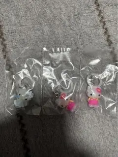 ハローキティ　めじるしアクセサリー　3個セット　天使キティ　お花キティ