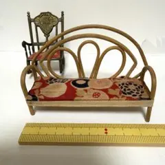 ドールハウス用　アンティーク　椅子　ミニチュア