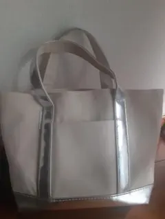 UNITED ARROWS トートバッグ シルバー キャンバスのサムネイル