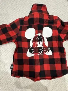 ミッキーマウス 赤黒チェックシャツ　ベビードール　90センチ