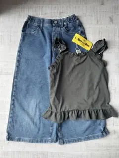 【新品タグ付き/値下げ】Beeフリルタンクトップ リブ素材 グレー デニムパンツ