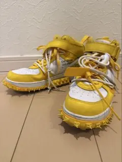 NIKE Off-White Air Force 1 Mid SP Yellowのサムネイル