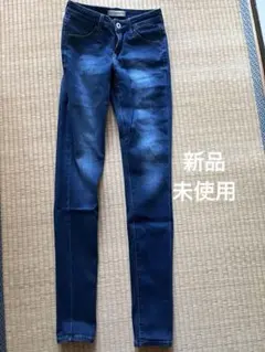 UNIQLO スキニーデニム ダークブルー