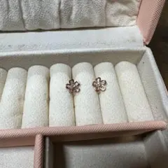 花　デザイン ピアス(両耳用) ピンク　ゴールド