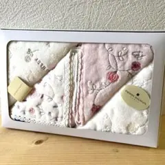 【新品未開封】PIERRE BALMAIN 花柄ハンカチ 4枚セット