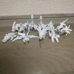 ほねほねザウルス