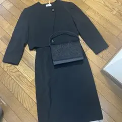 礼服　ブラックスーツ・ジャケットとスカート、かばんのセット