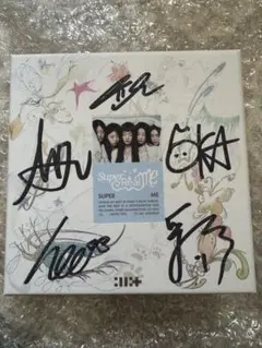 ILLIT bomb アメリカ US 限定　直筆サインポストカード　モカ 2025年最新】Illit モカ サインの人気アイテム - メルカリ