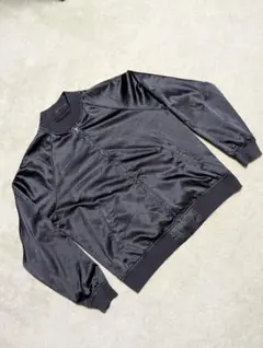 サテンジャケット