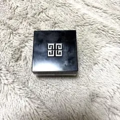 GIVENCHY プリズム・リーブル・トラベル 1のサムネイル