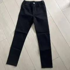 GU ジーユー　ブラック　パンツ　キッズボトムス　130 ズボン