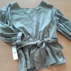 ふんわりリボンブラウス　LOWRYS FARM 未使用¥4200　Lサイズ