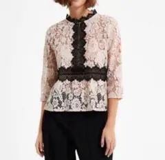 ZARA レースペプラム　7分袖ブラウス ピンクベージュ・黒