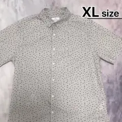 古着　カジュアルシャツ　半袖　XL　ライトグレー　総柄コットン　レギュラーカラー