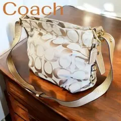 Coach ベージュ ショルダーバッグ